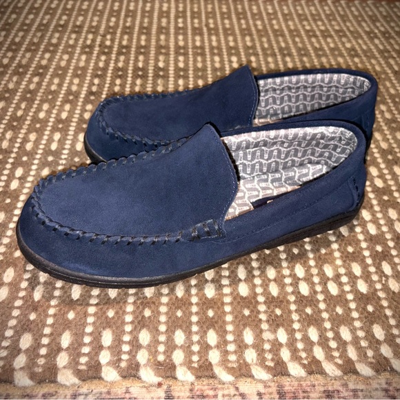 Lands’ End Men’s Suede Moccasin Slippers Sz 9 - Picture 1 of 11